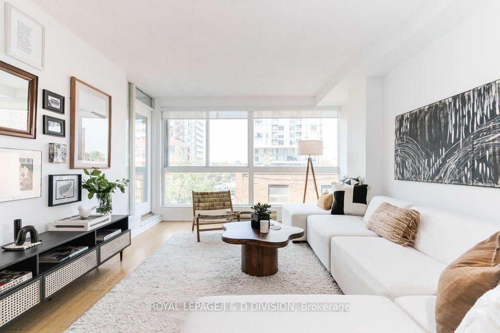 7 Broadway Avenue 507, Toronto C10