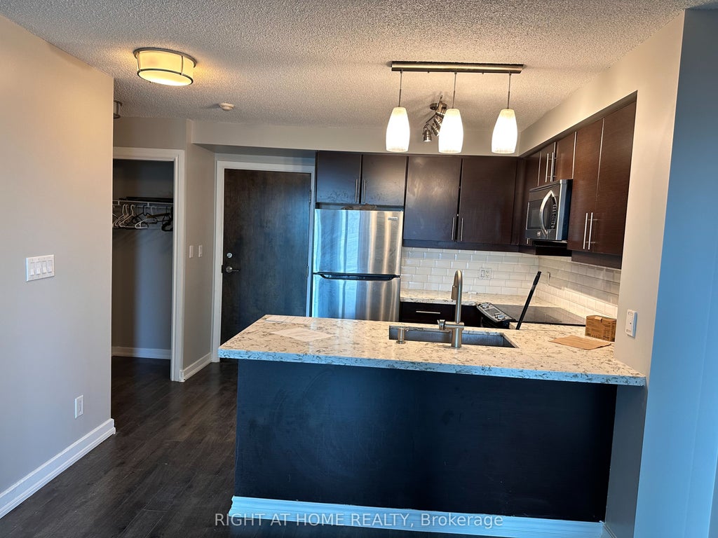 18 Harbour Street 1009, Toronto C01