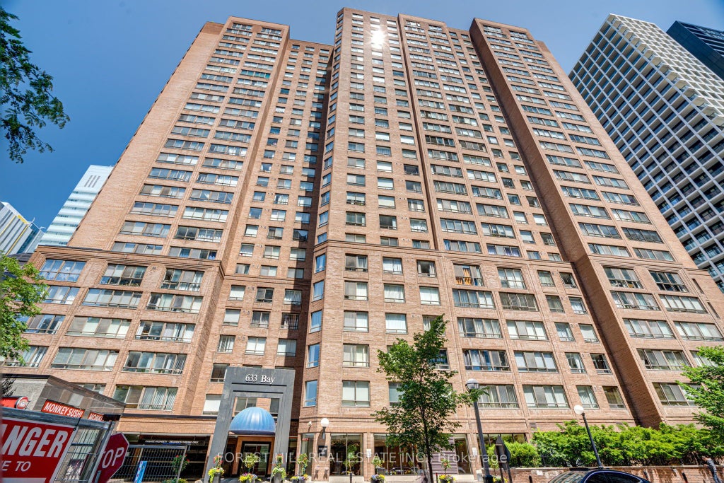 633 Bay Street 2322, Toronto C01