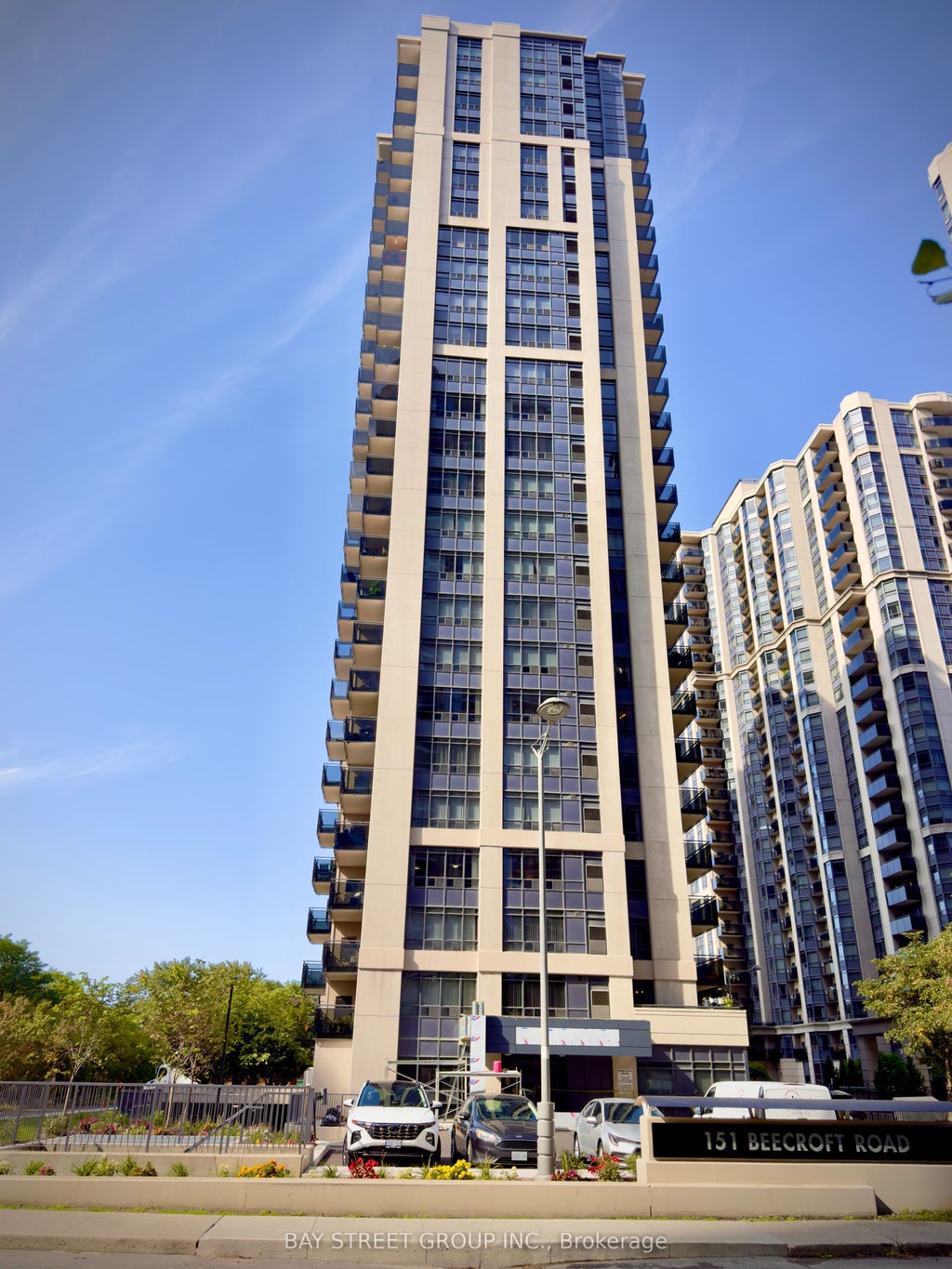 151 Beecroft Road 2006, Toronto C07