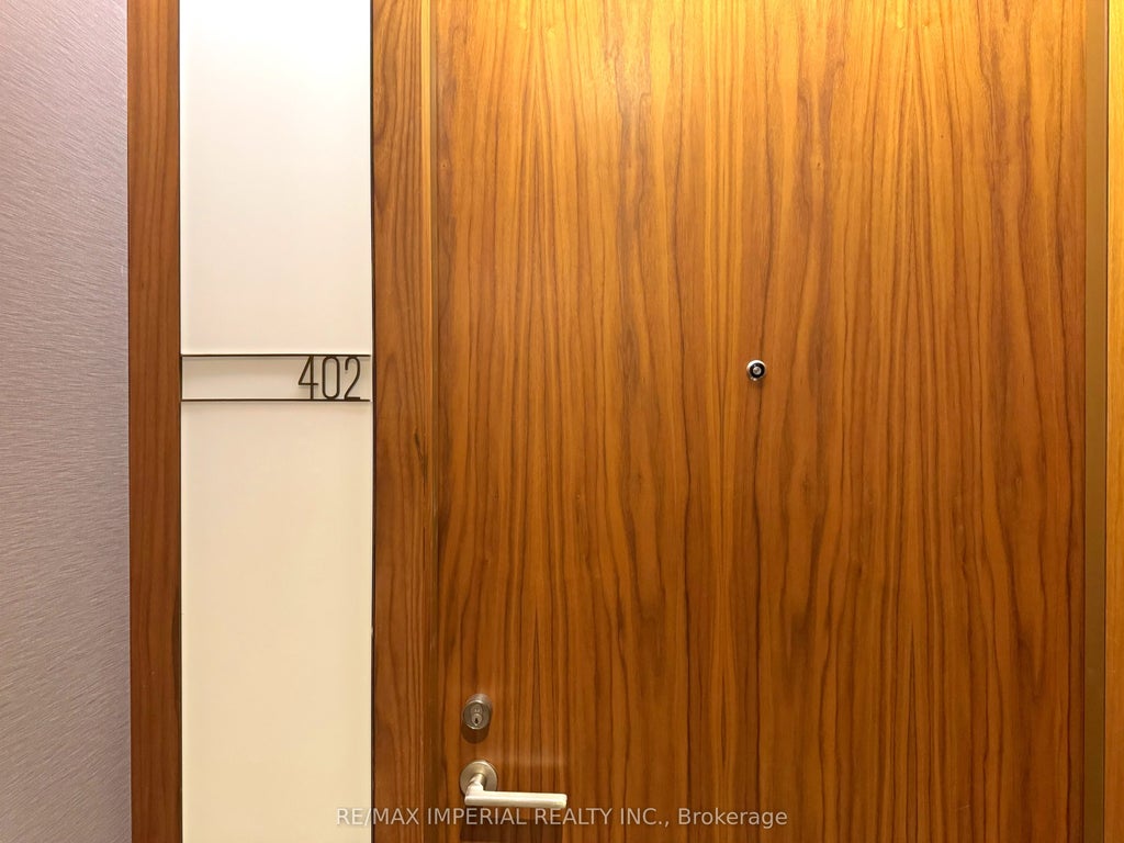 55 Scollard Street 402, Toronto C02