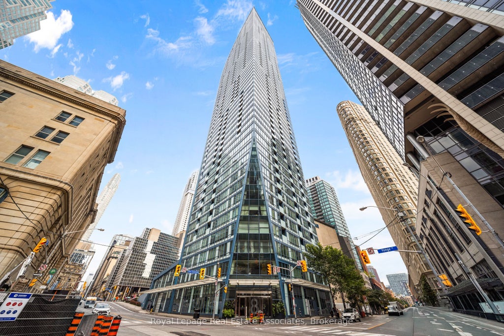 8 The Esplanade N/a 507, Toronto C08