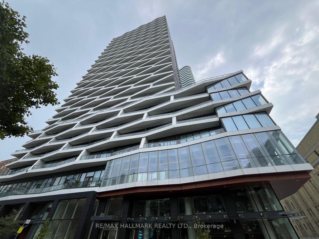 85 Wood Street 4003, Toronto C08