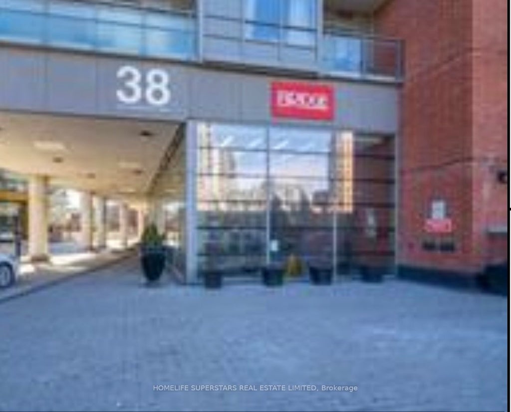 38 Joe Shuster Way 1716, Toronto C01