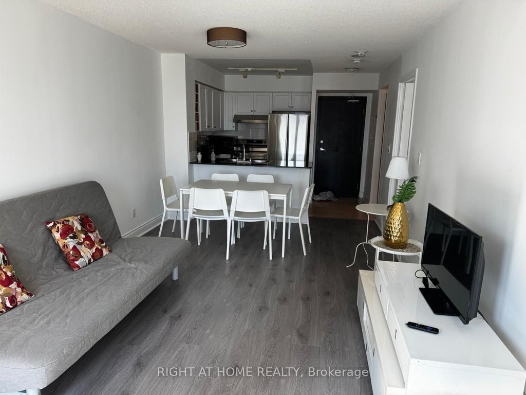 210 Victoria Street 3605, Toronto C08