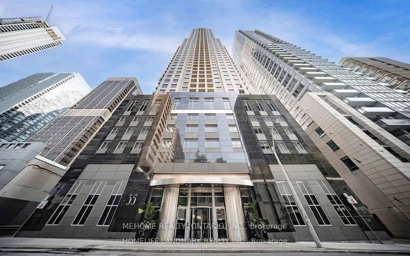 35 Balmuto Street 3010, Toronto C01