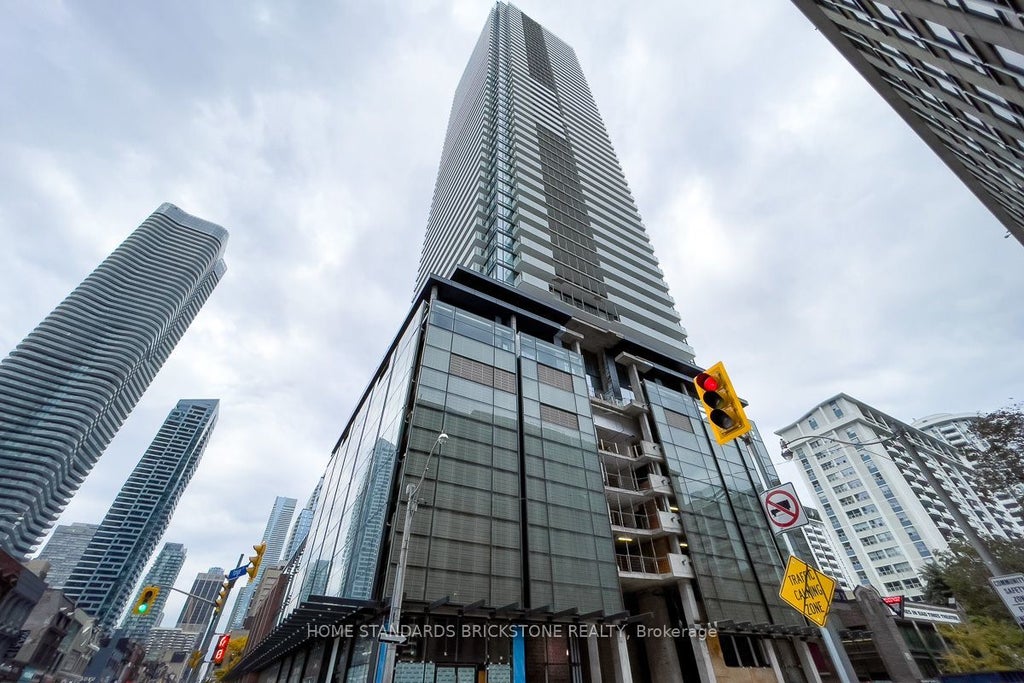 501 Yonge Street 3010, Toronto C08