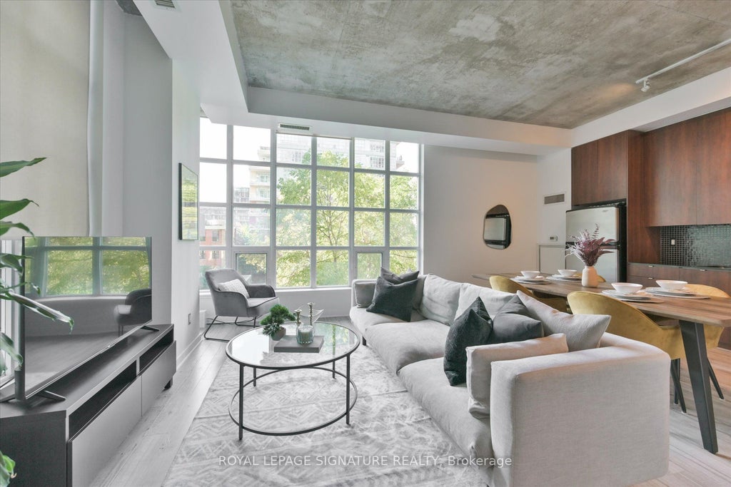 23 Brant Street 305, Toronto C01