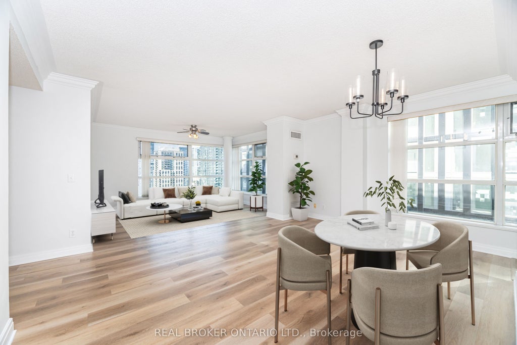 50 Lombard Street 2301, Toronto C08