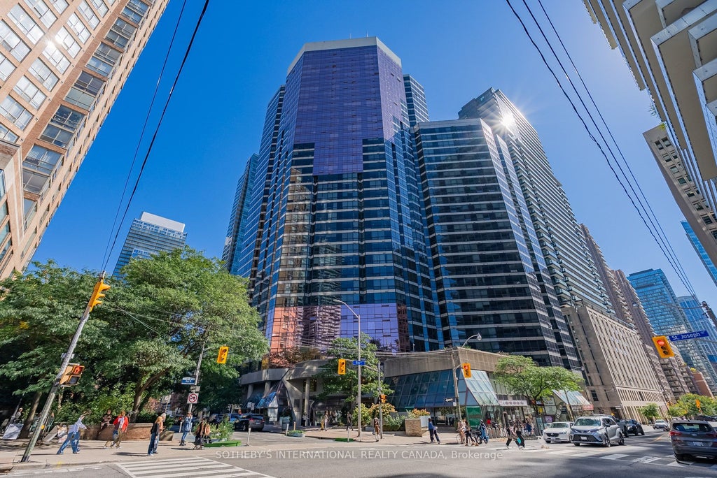 1001 Bay Street Ph 7, Toronto C01