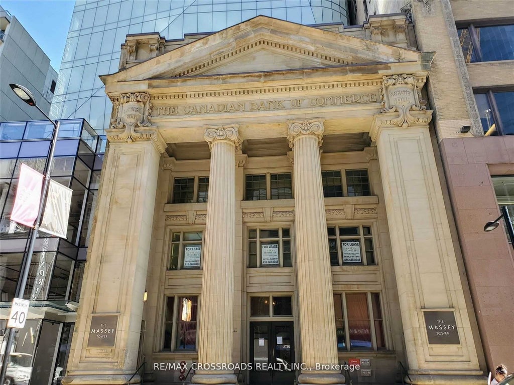 197 Yonge Street 1904, Toronto C08