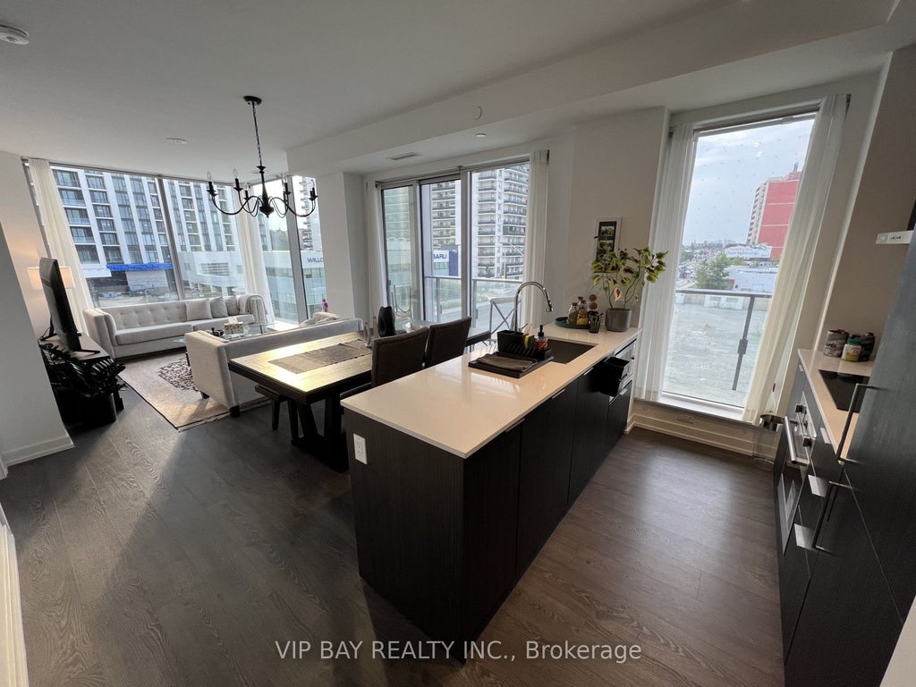 7 Golden Lion Heights N438, Toronto C14