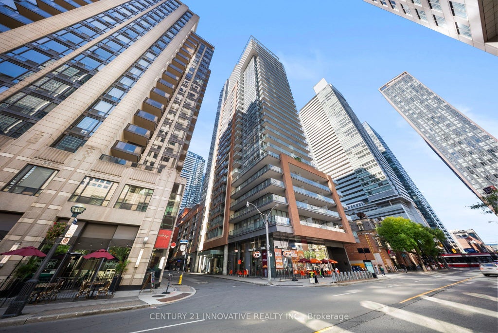 8 Mercer Street 507, Toronto C01