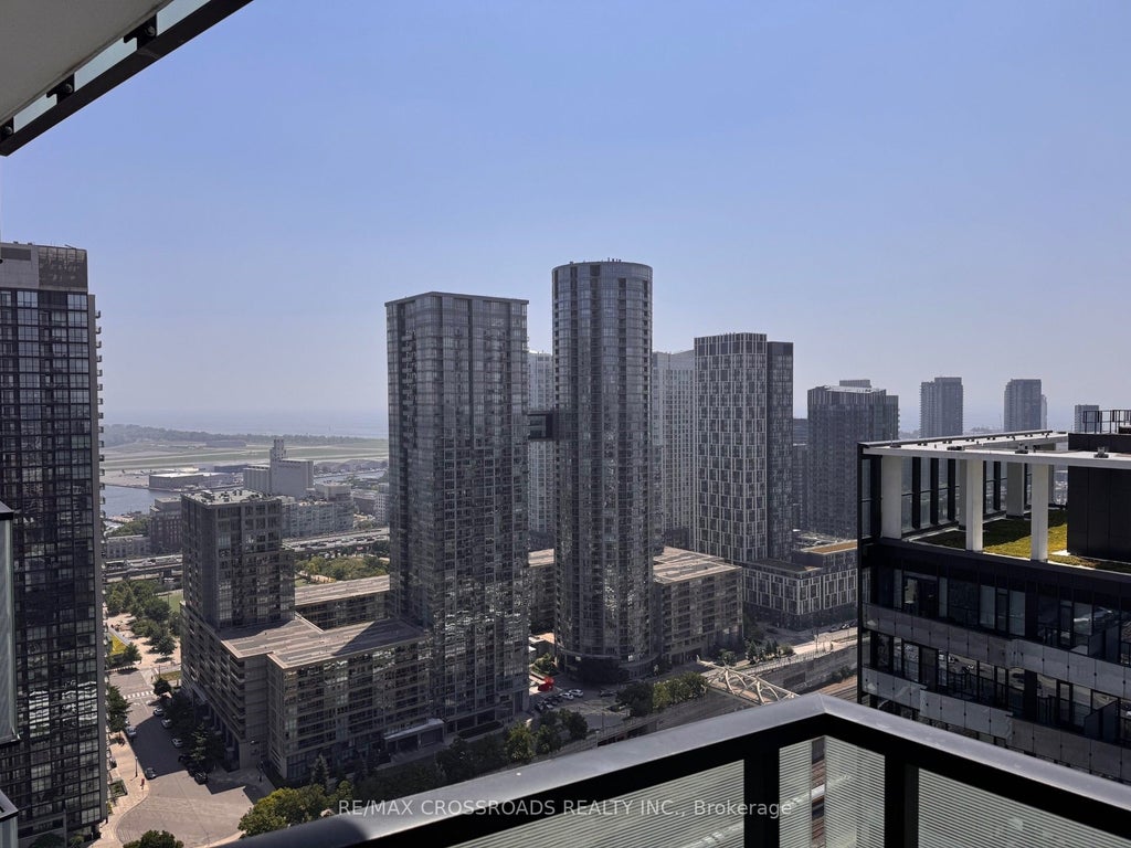 470 Front Street W 2415, Toronto C01