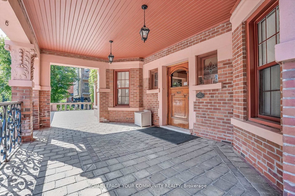 212 St George Street 503, Toronto C02