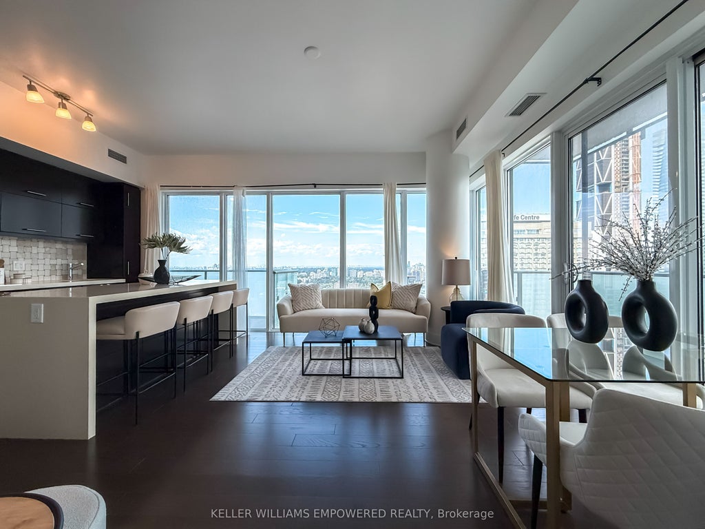 1080 Bay Street 4508, Toronto C01