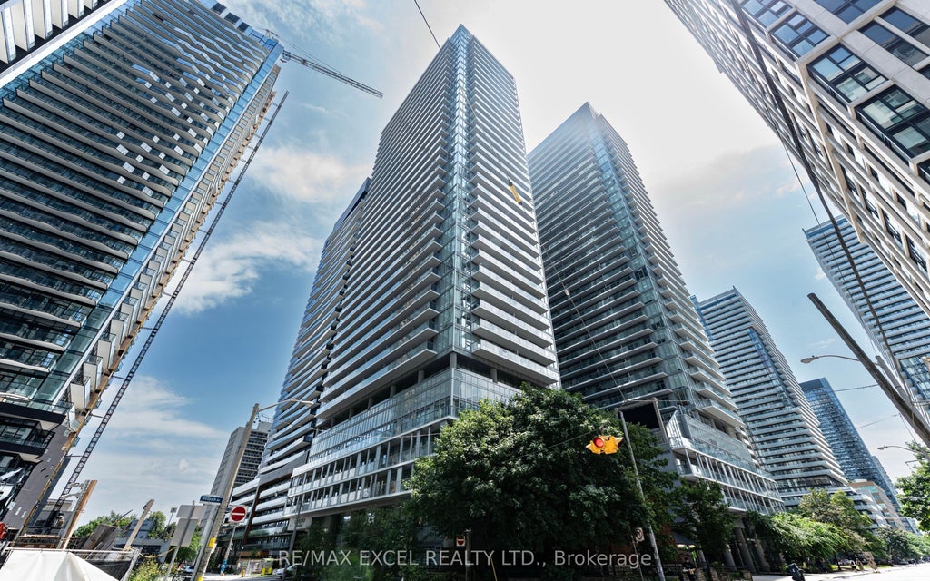 99 Broadway Avenue 3303, Toronto C10