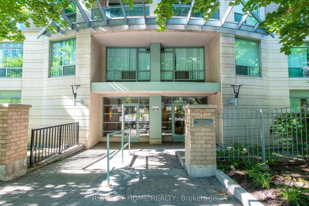 8 Pemberton Avenue 105, Toronto C14