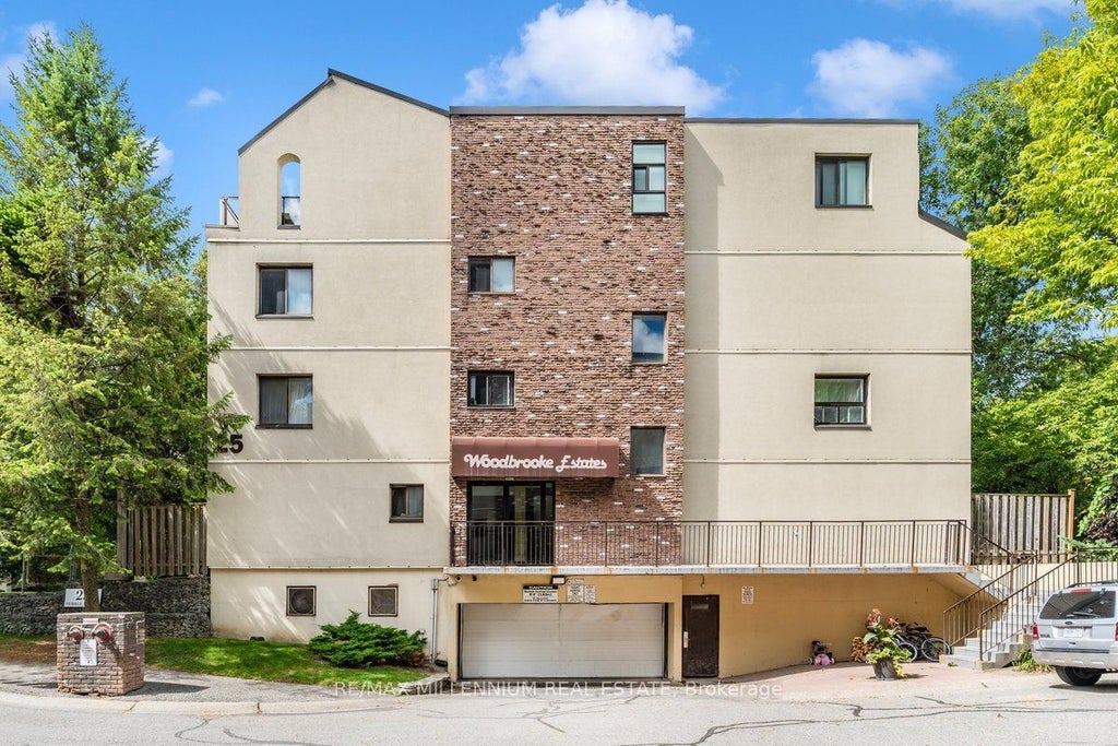 25 Pebble Byway 14, Toronto C15