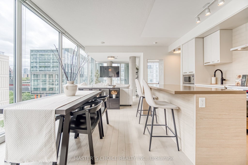 455 Front Street E N502, Toronto C08