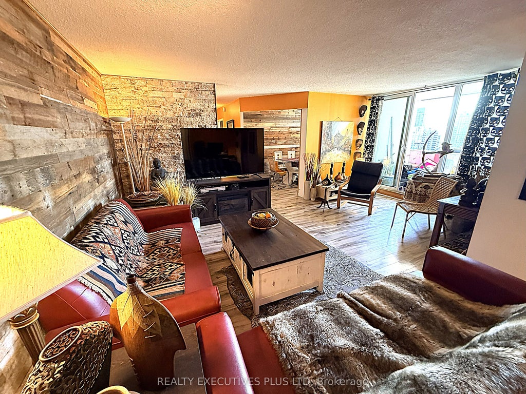 5 Old Sheppard Avenue E 1610, Toronto C15