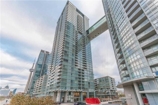 15 Iceboat Terrace 1032, Toronto C01