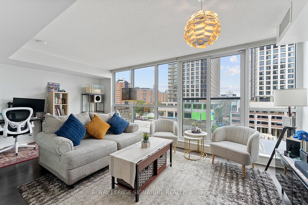 320 Richmond Street E 718, Toronto C08