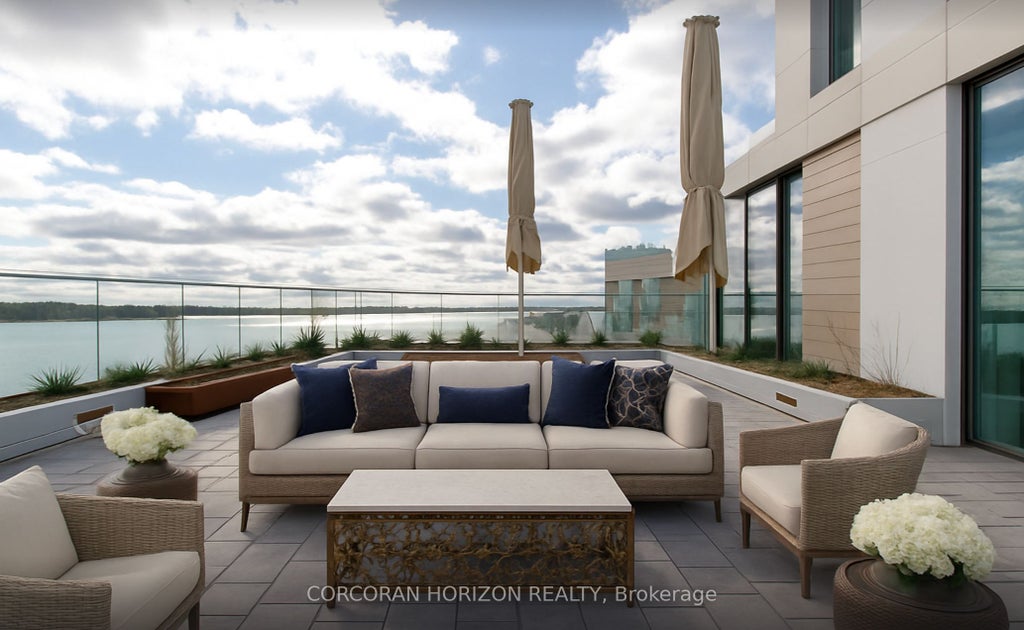 118 Merchants' Wharf N/a 912, Toronto C08