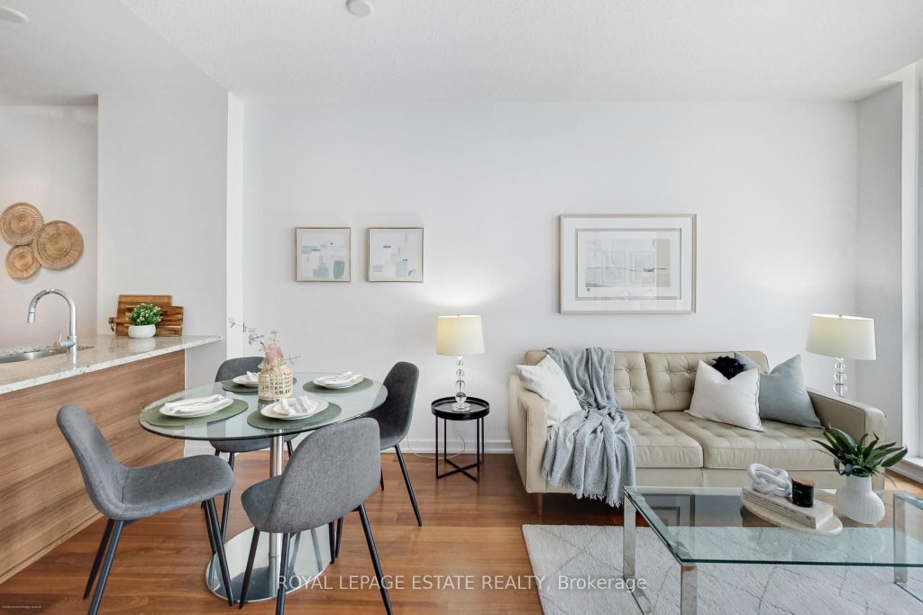 70 Forest Manor Road 501, Toronto C15