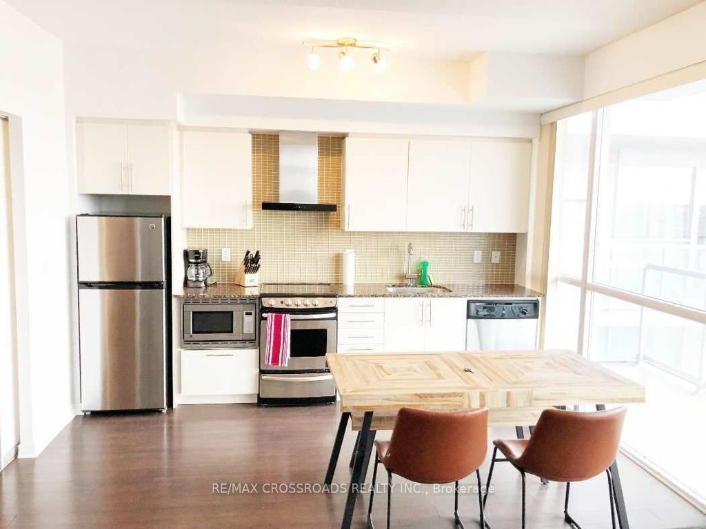 352 Front Street W 1612, Toronto C01