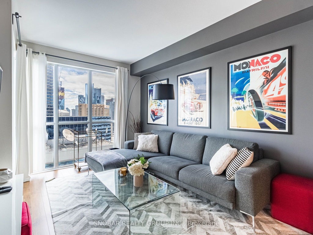 300 Front Street 2107, Toronto C01