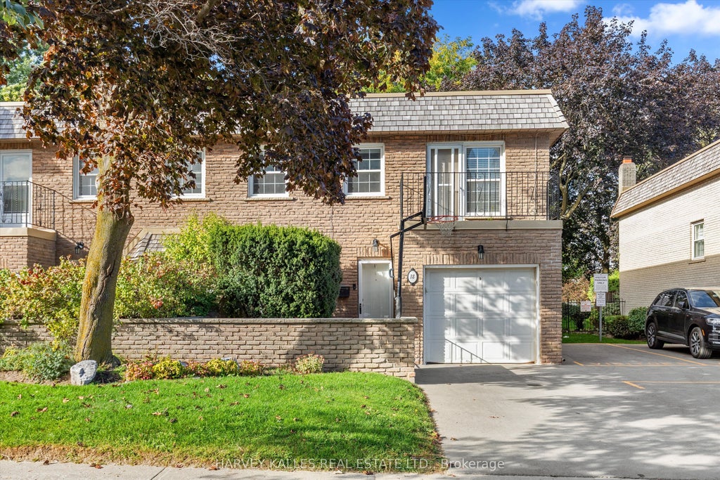 18 Farmstead Road, Toronto C12