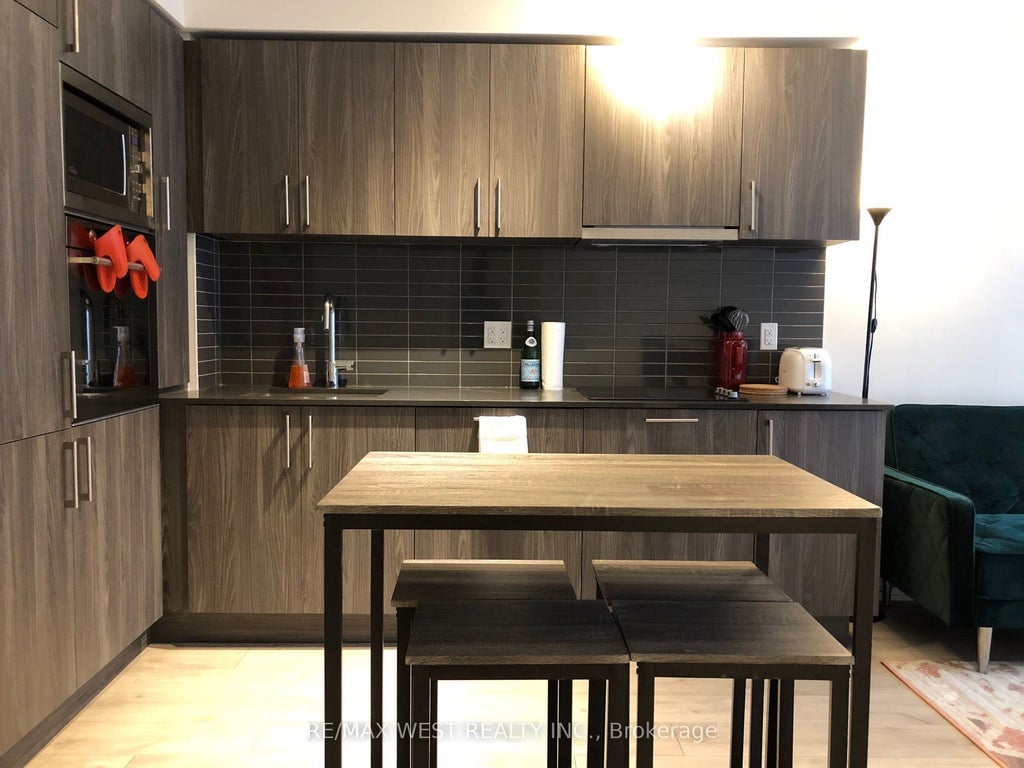 576 Front Street W 313, Toronto C01