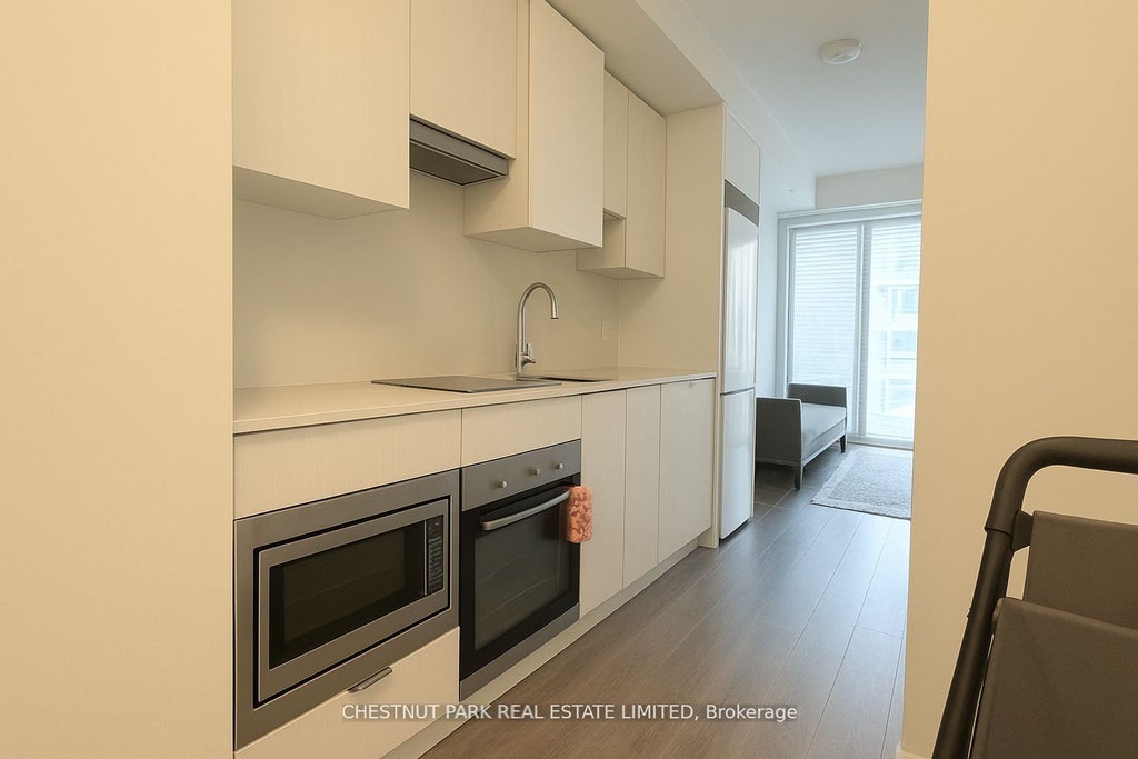 99 Broadway Avenue 3612, Toronto C10