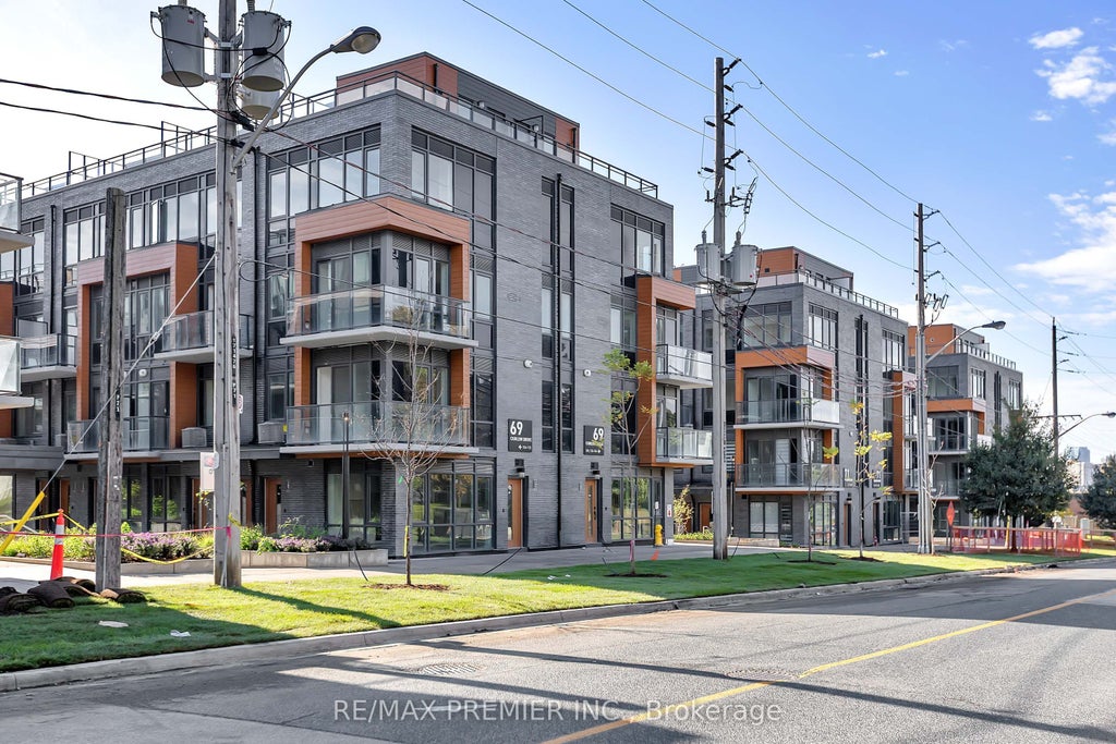 69 Curlew Drive D18-#119, Toronto C13