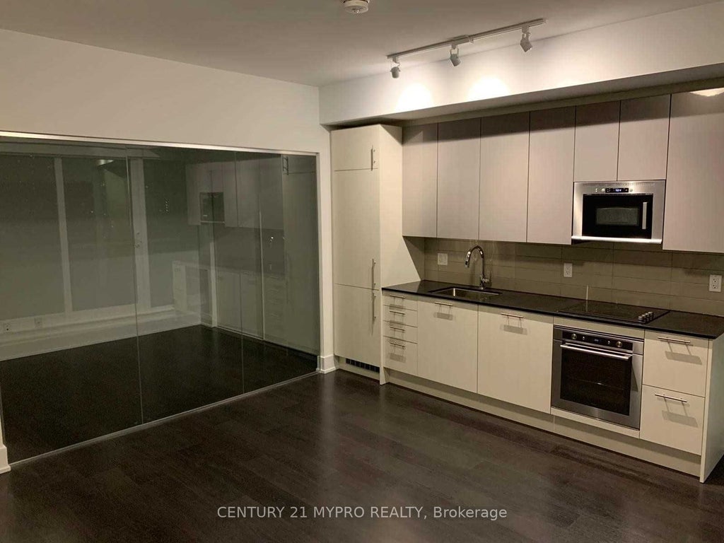 403 Church Street 3007, Toronto C08