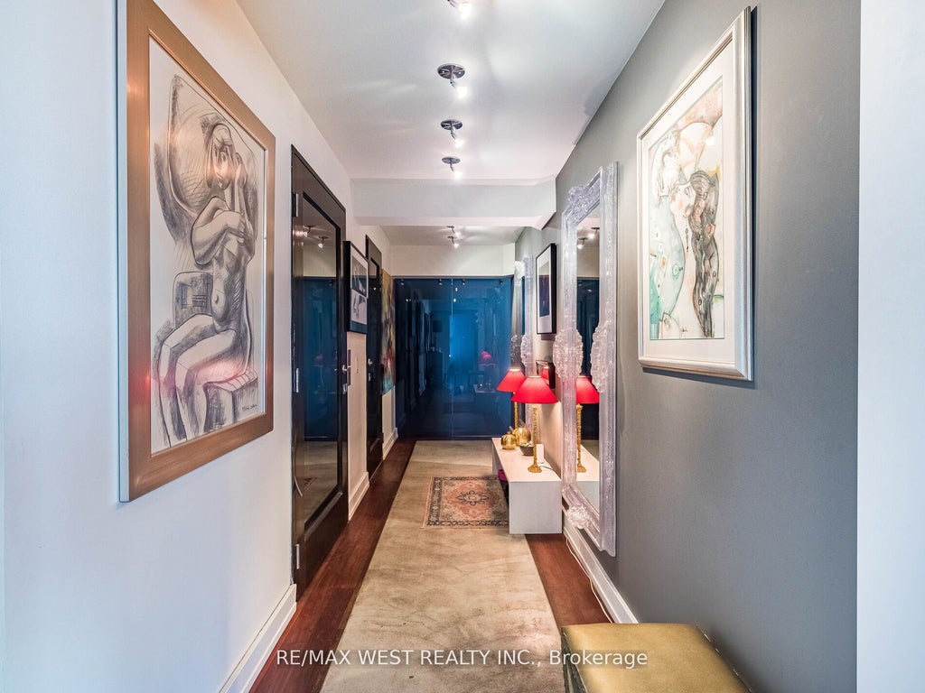 409 Bloor Street E Ph2, Toronto C09