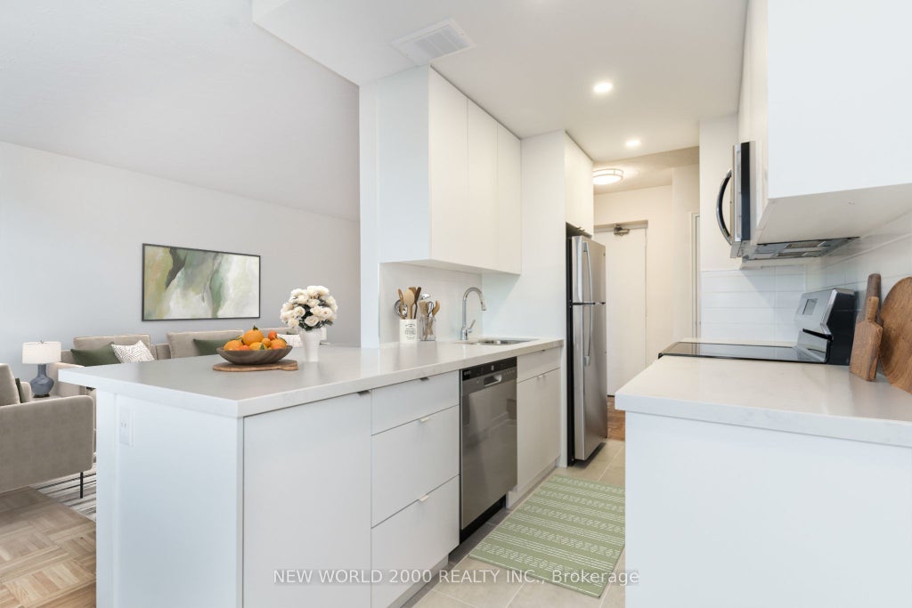 1220 Bayview Avenue 303, Toronto C11