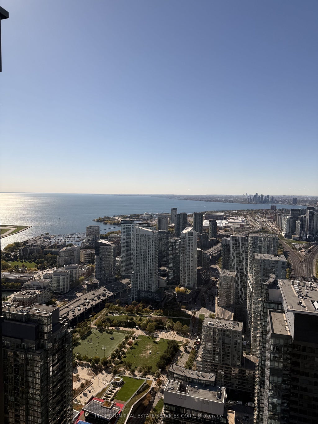 3 Concord Cityplace Way 6902, Toronto C01