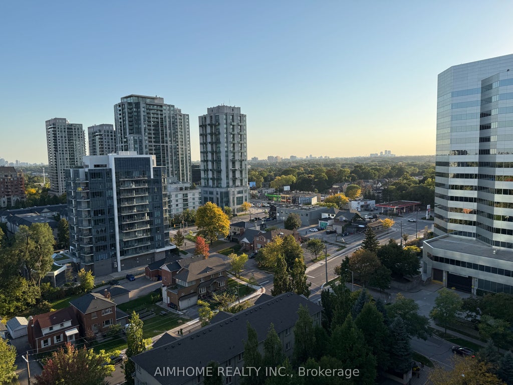 35 Bales Avenue 1816, Toronto C14