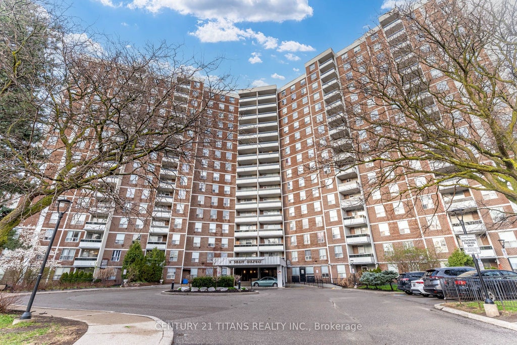 5 Shady Golfway N/a 1510, Toronto C11