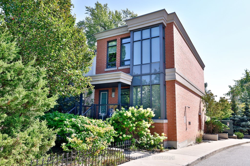 417 St Germain Avenue, Toronto C04