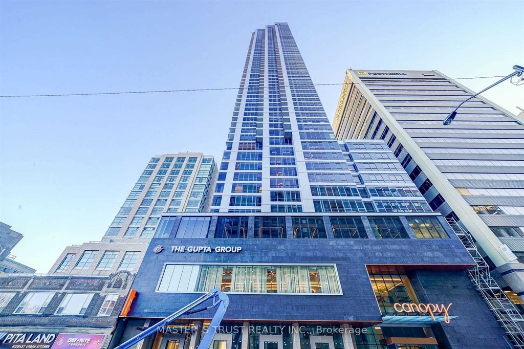 395 Bloor Street E 4406, Toronto C08