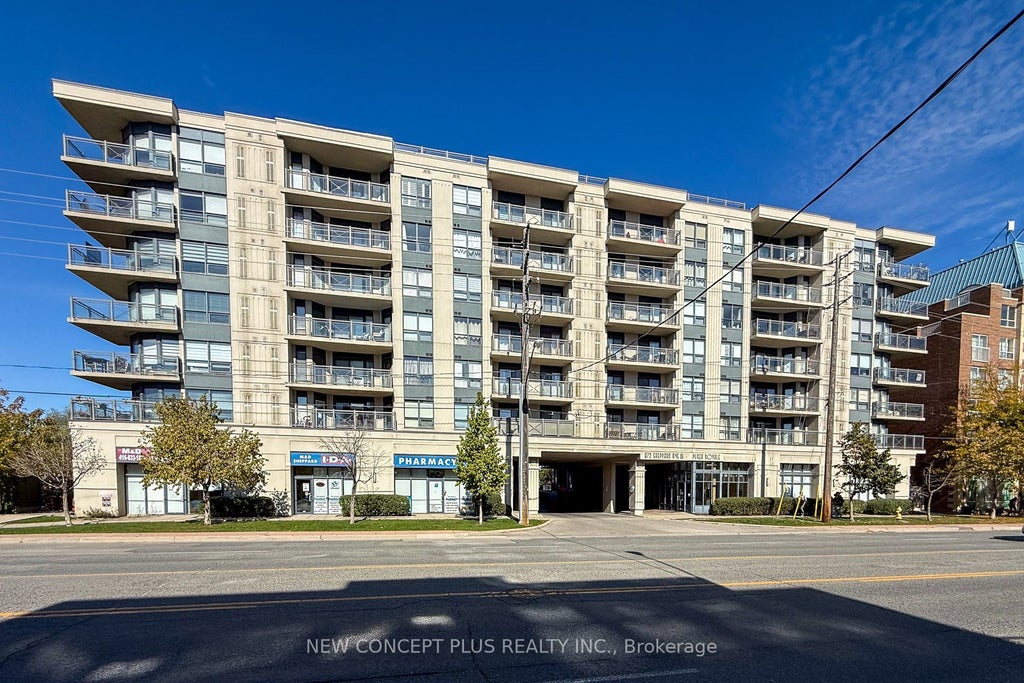 872 Sheppard Avenue W 518, Toronto C06