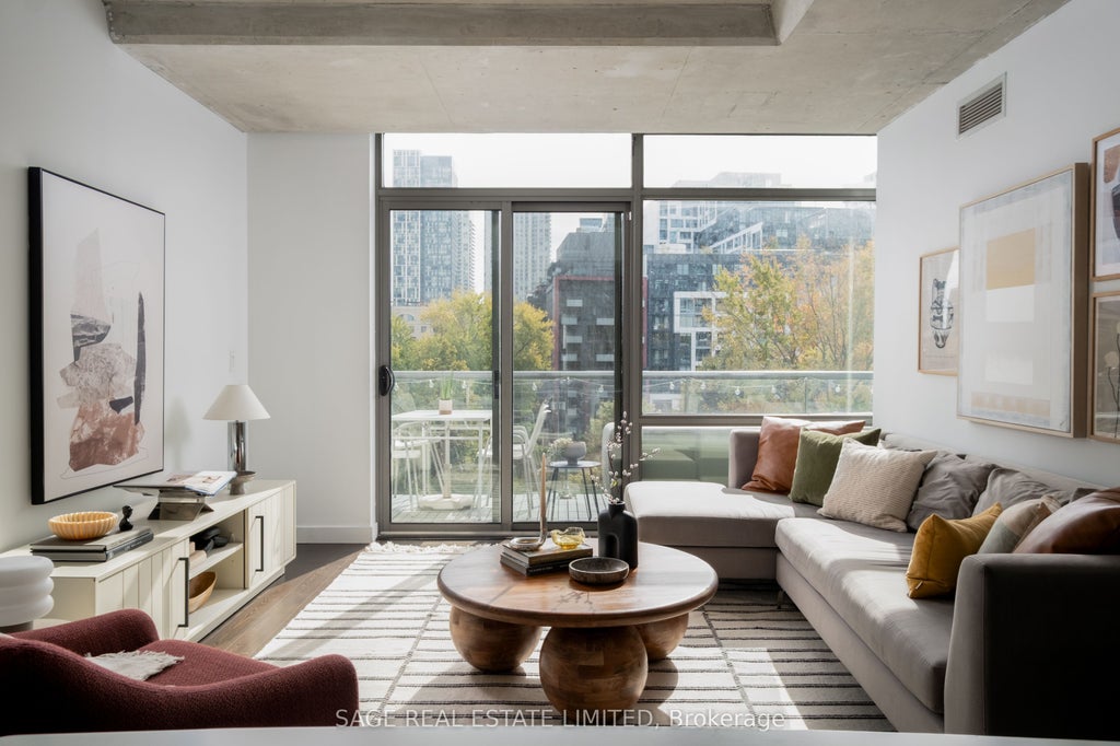 55 Stewart Street 633, Toronto C01