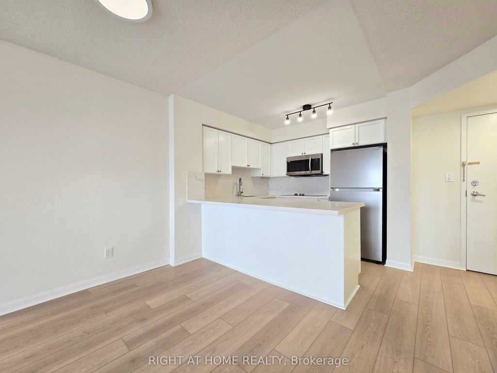 1000 King Street W 521, Toronto C01