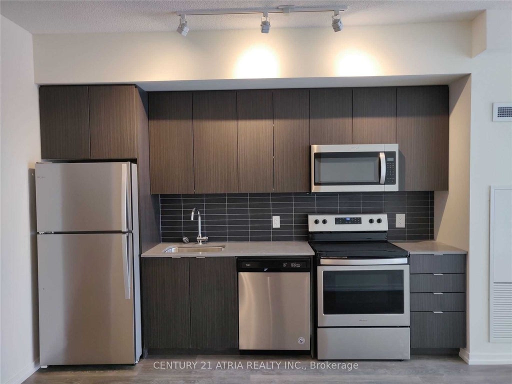 3237 Bayview Avenue 811, Toronto C15