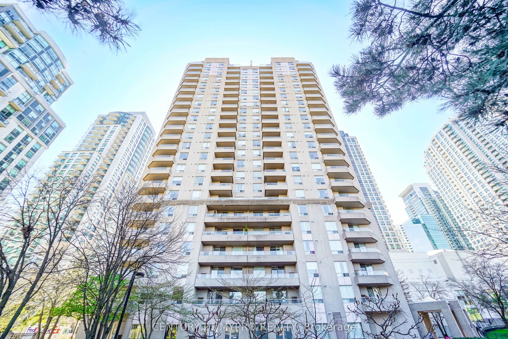 18 Hillcrest Avenue 801, Toronto C14