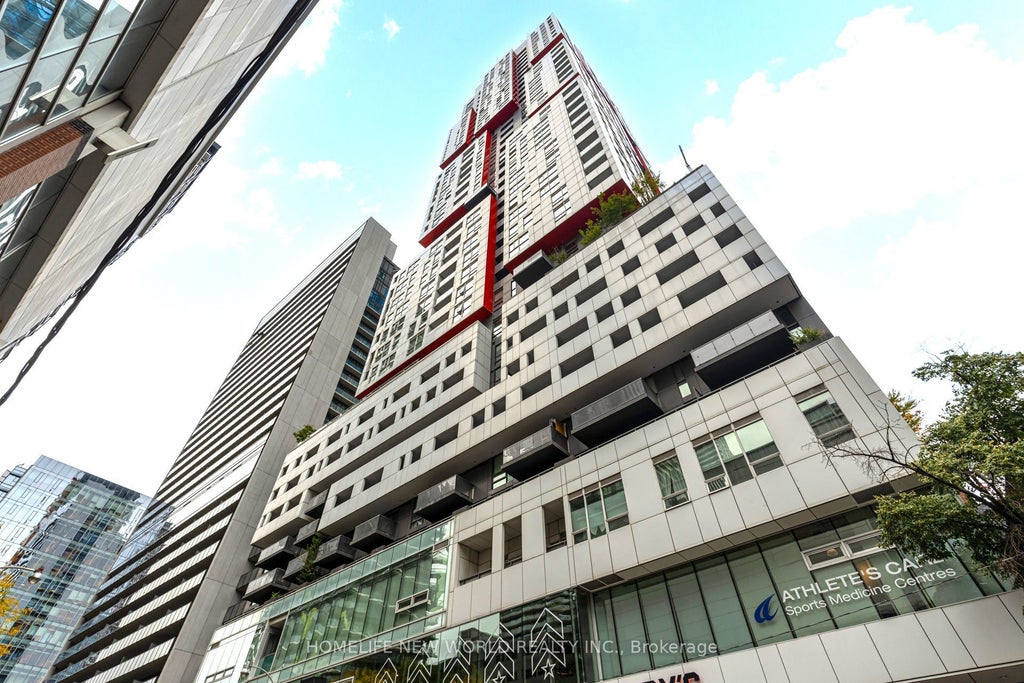 318 Richmond Street W 2410, Toronto C01