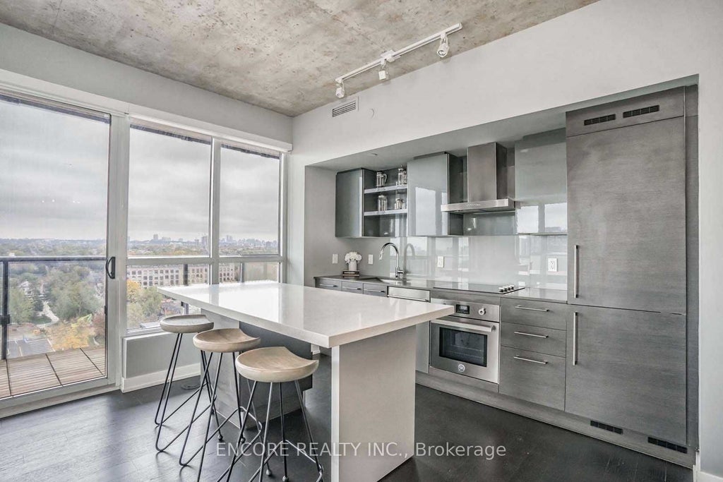 1030 King Street W Lph03, Toronto C01